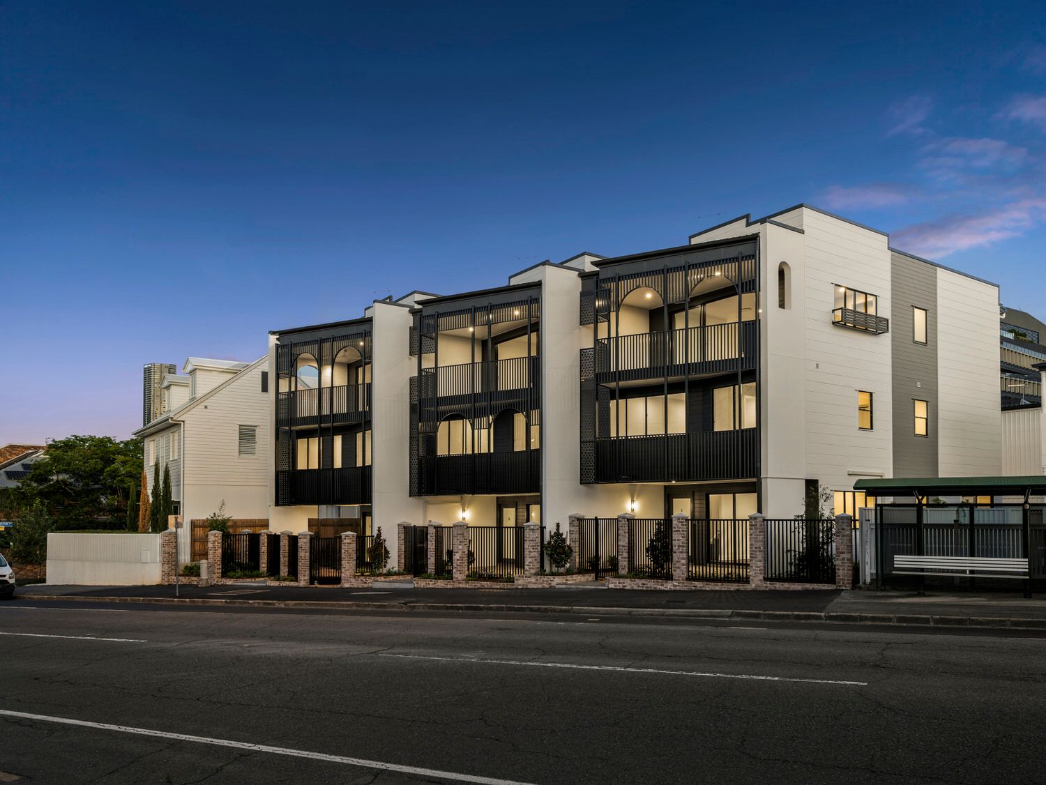 137-gregory-tce-spring-hill-luxury-apartment-modern-design-balcony-view